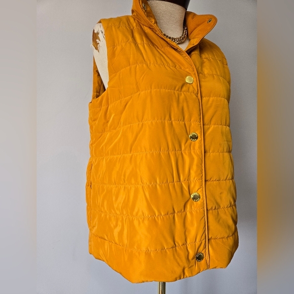 MICHAEL KORS Mustard Yellow Quilted Vest With Gold Snap Buttons. Size Medium - Picture 3 of 12